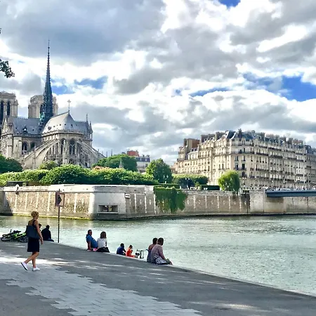Seine Et Marais Paris